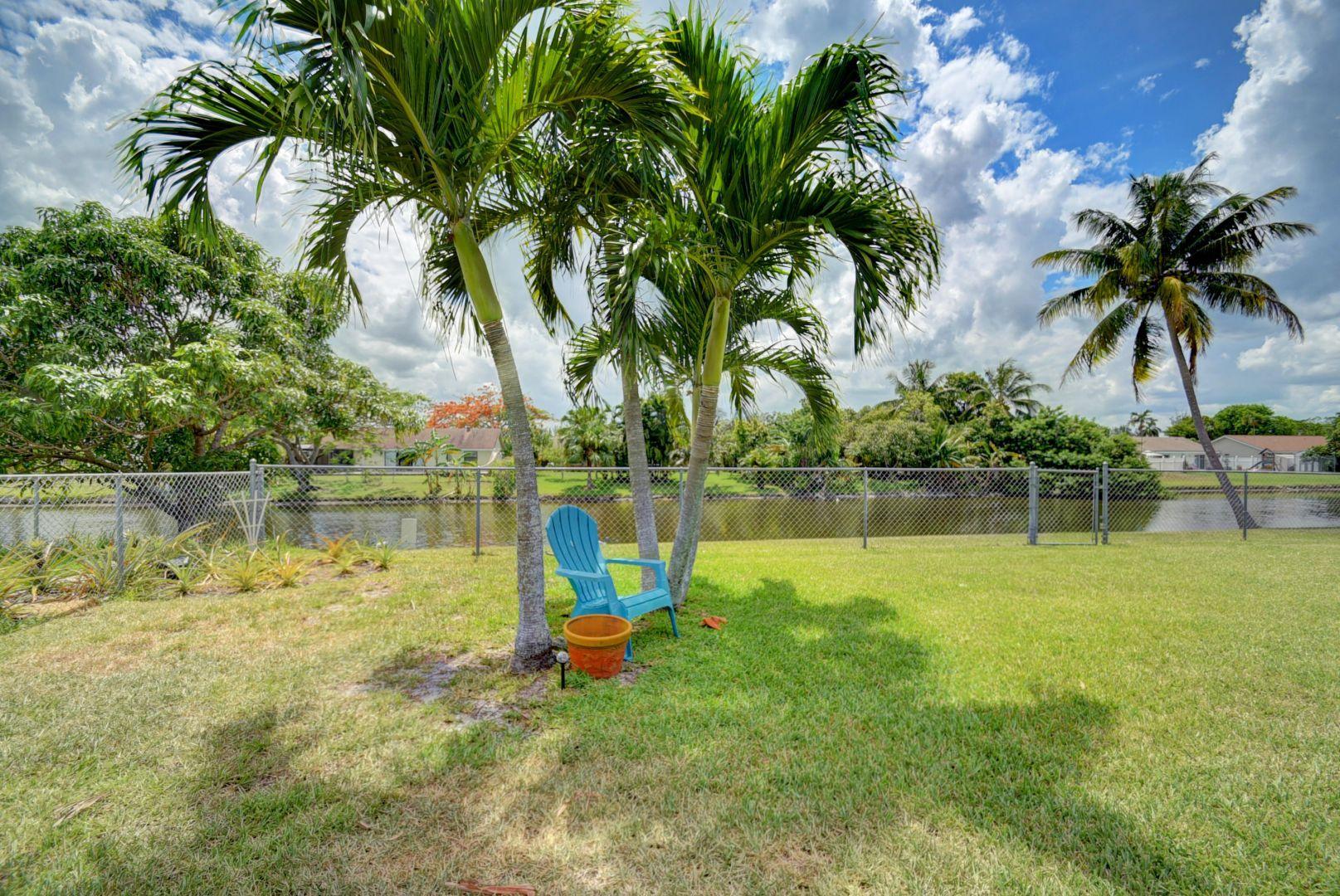 19445 Carolina Circle Boca Raton, FL 33434 - Photo 23 of 34 OutdoorRetreat