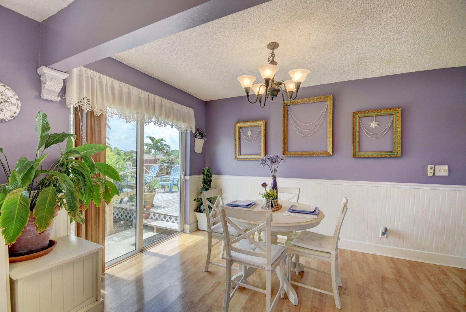 19445 Carolina Circle Boca Raton, FL 33434 - Photo 8 of 34 Kitchen2