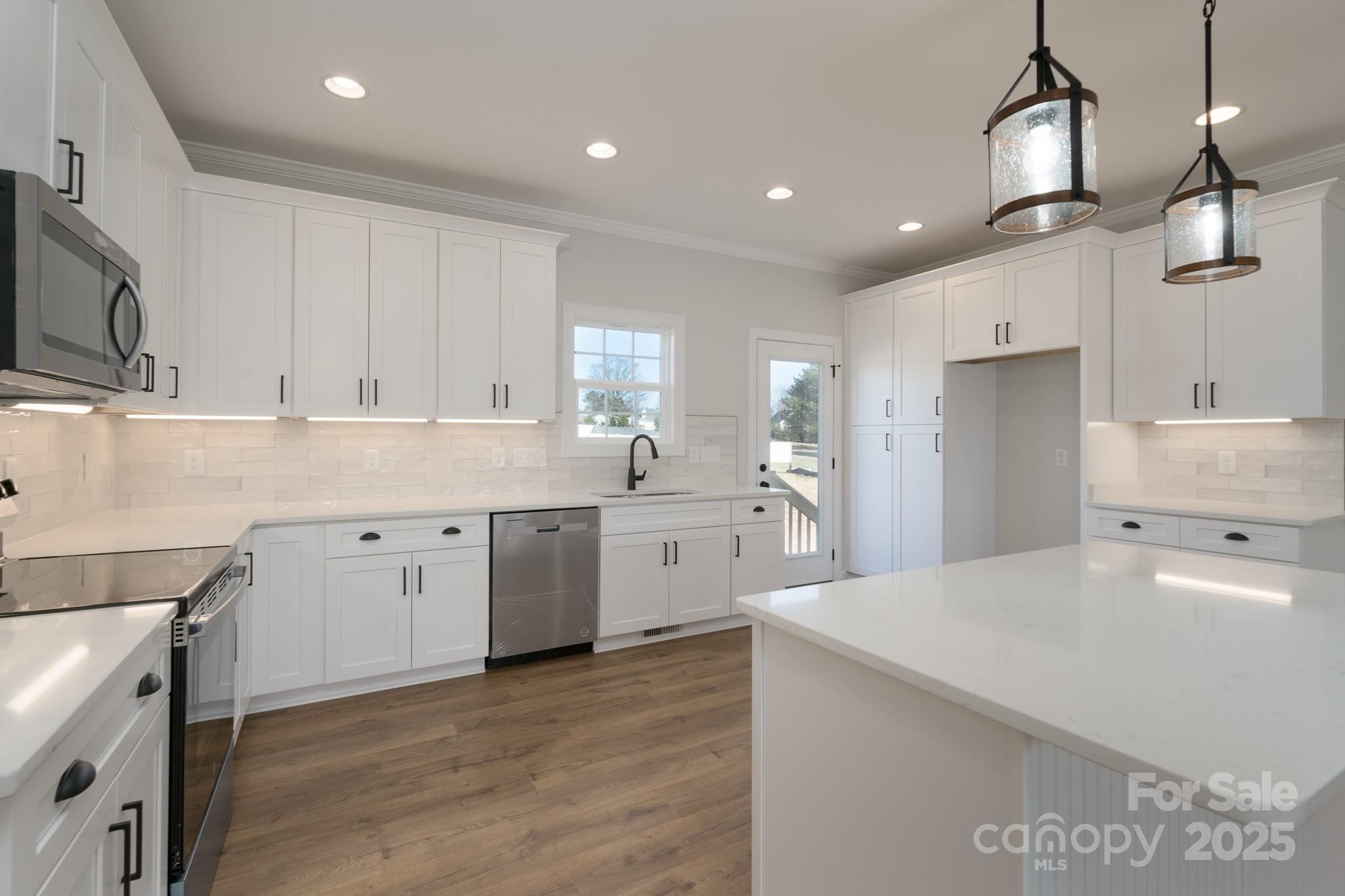 2226 Zinker Road Rock Hill, SC 29732 - Photo 7 of 30 Gallery Image 7
