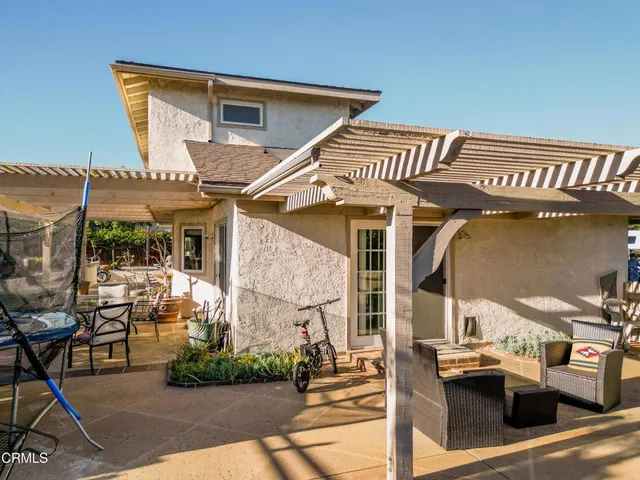 $1,275,000 | 2496 Parkway Drive, Camarillo, CA 93010