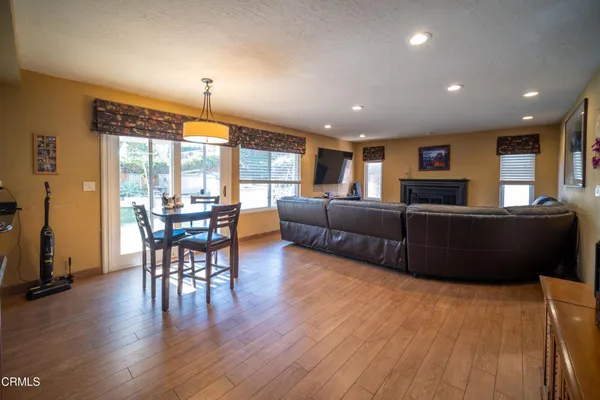 $1,150,000 | 2496 Parkway Drive, Camarillo, CA 93010