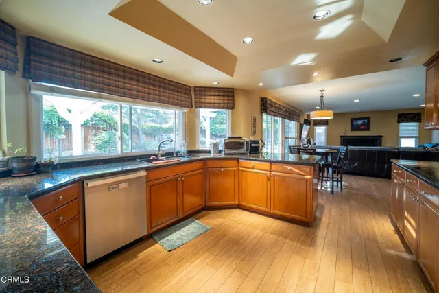 $1,275,000 | 2496 Parkway Drive, Camarillo, CA 93010