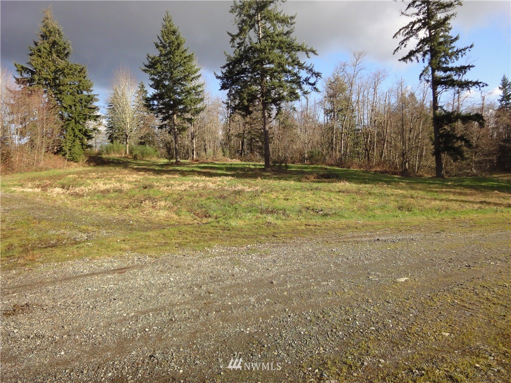 18500 Southeast 224th Street Renton, WA 98058 - Photo 9 of 10 Gallery Image 9
