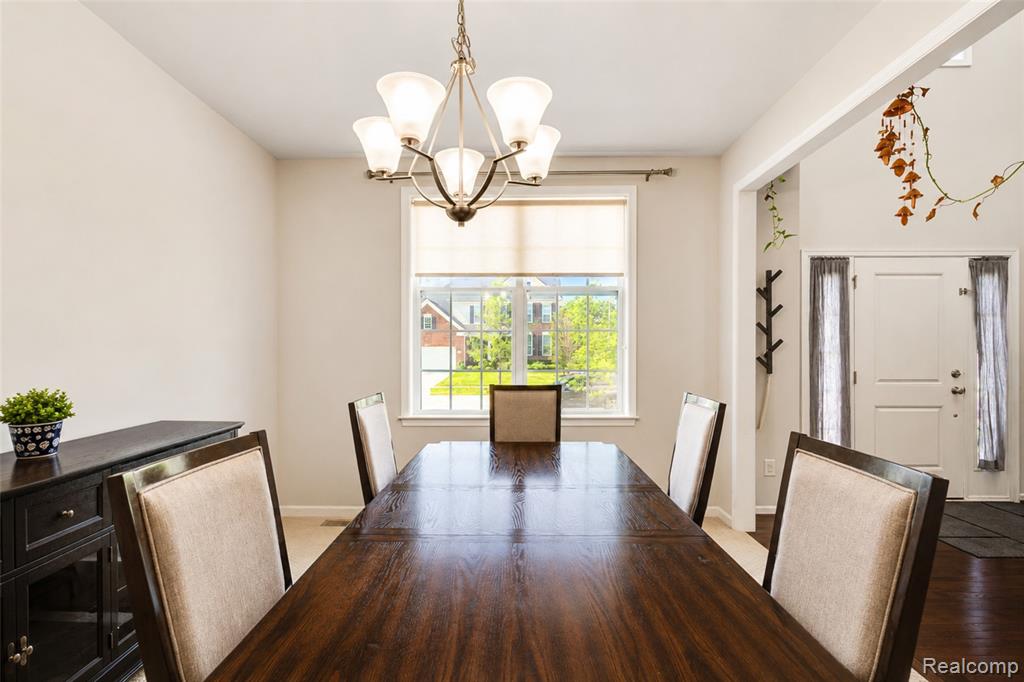 50873 North Scarborough Road Canton, MI 48188 - Photo 10 of 33