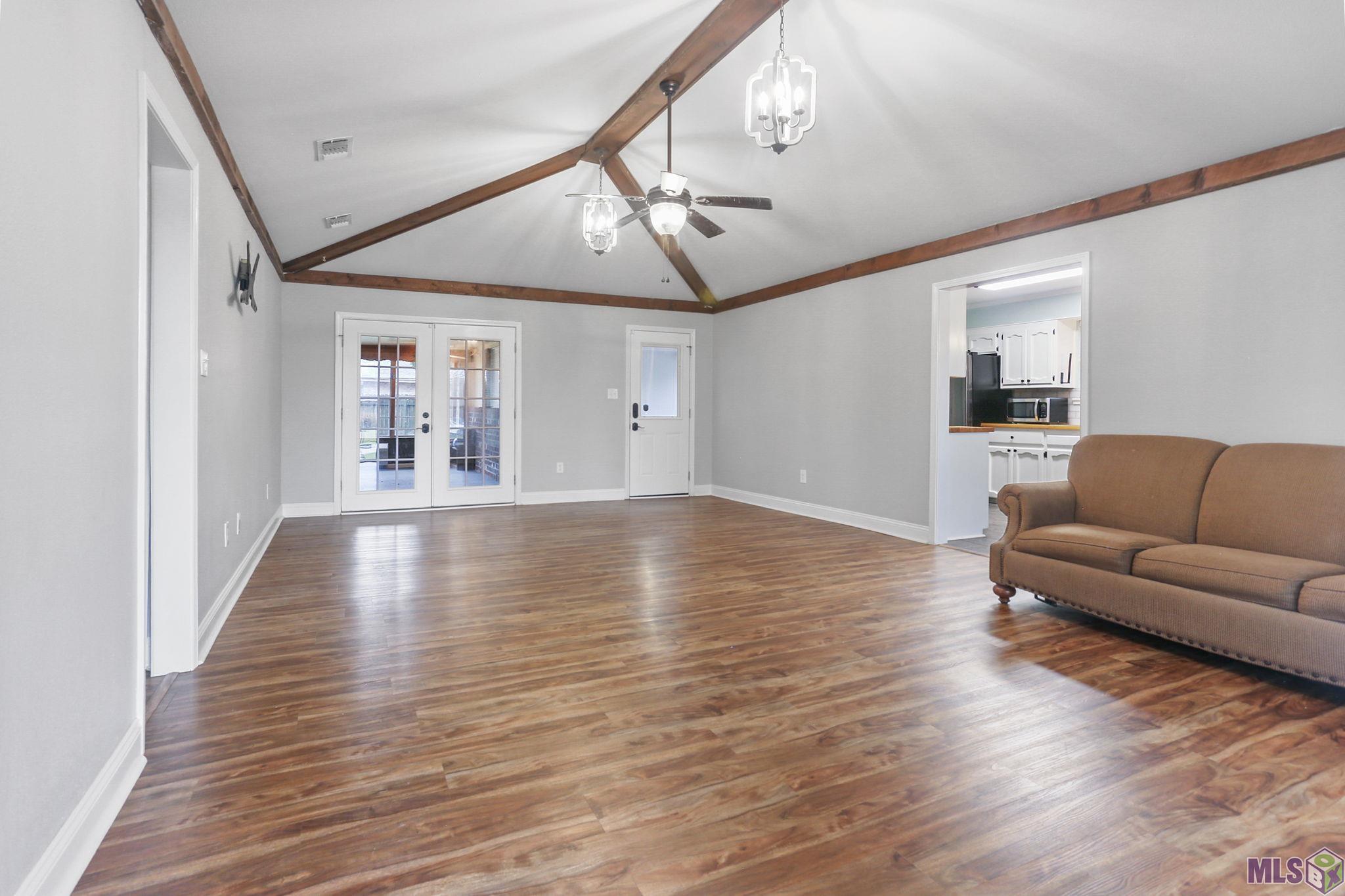 7622 O'Neal Road St. George, LA 70817 - Photo 2 of 10