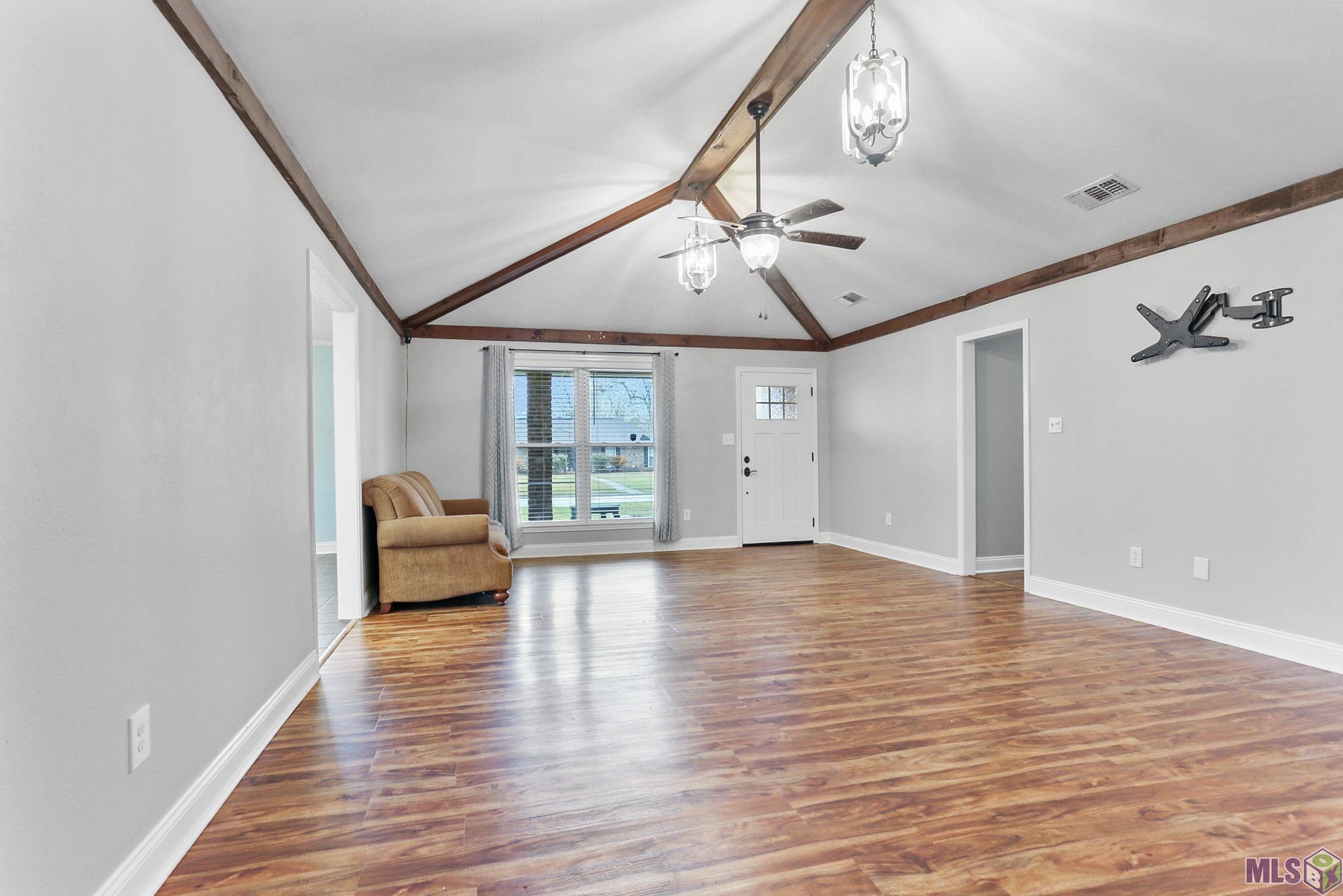 7622 O'Neal Road St. George, LA 70817 - Photo 3 of 10