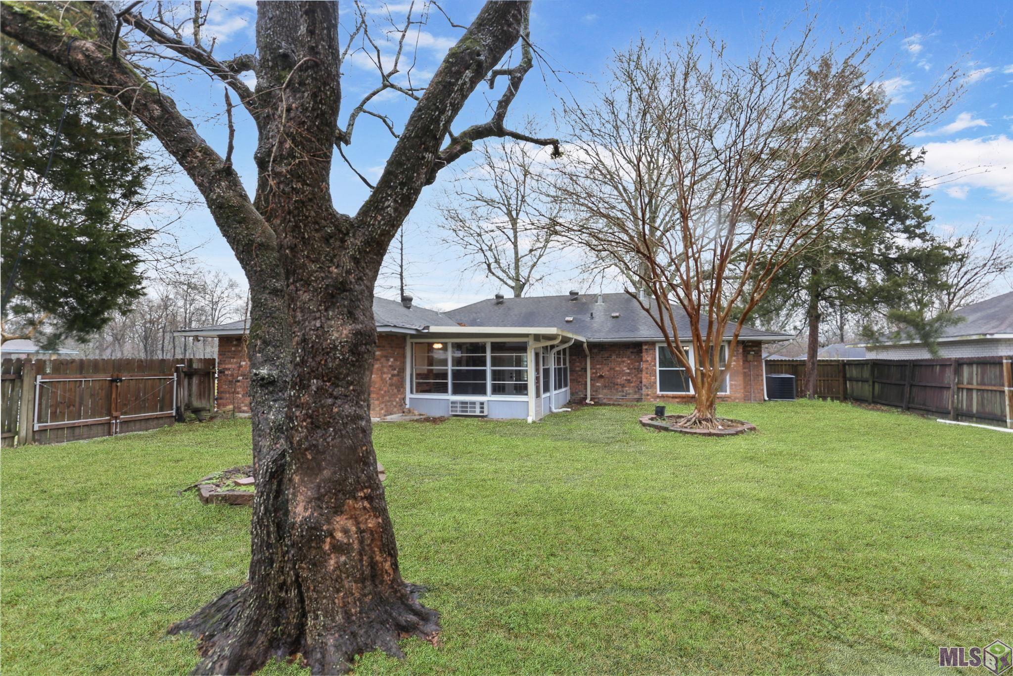 7622 O'Neal Road St. George, LA 70817 - Photo 10 of 10