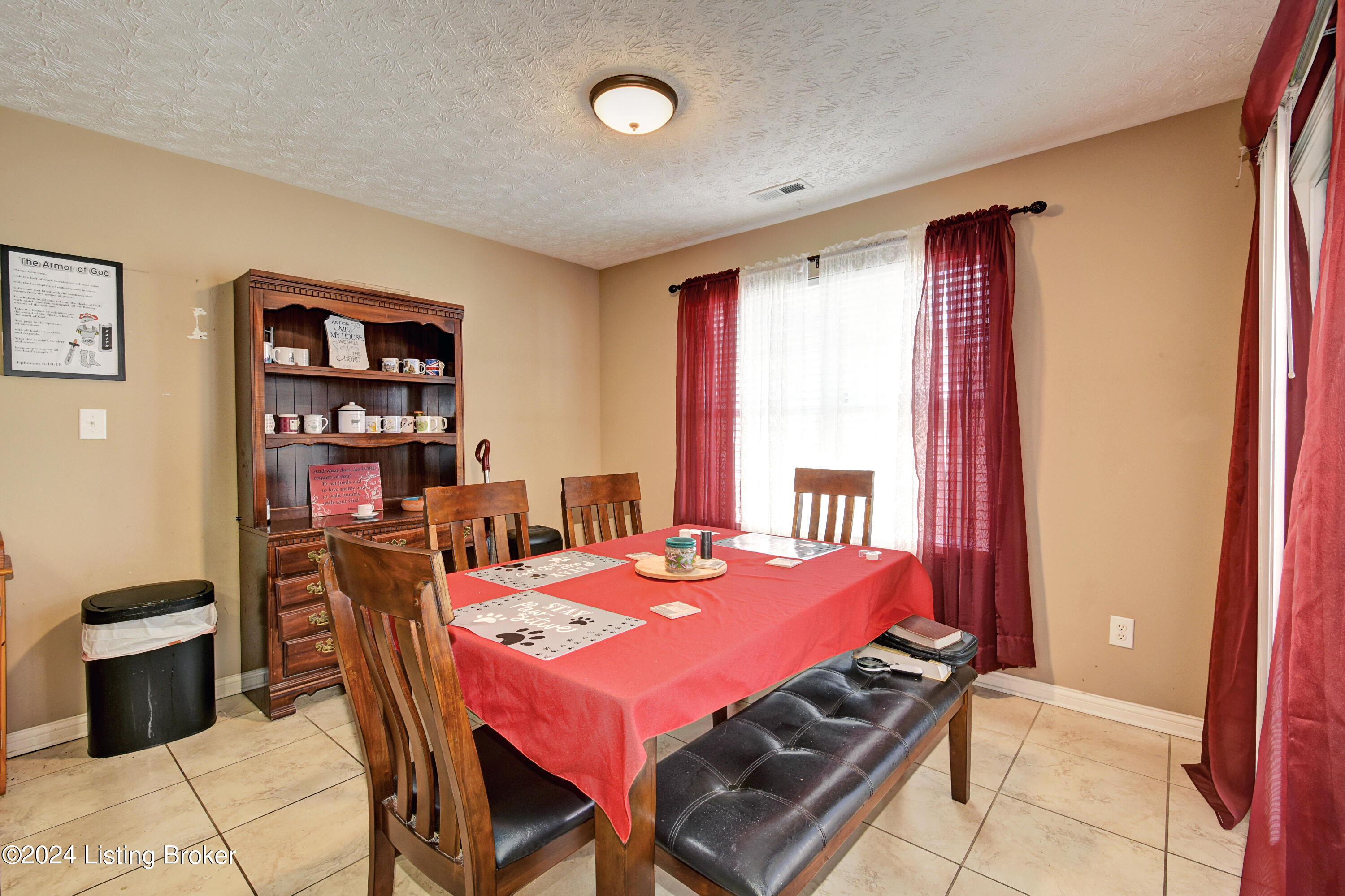 9556 Brooks Bend Road Louisville, KY 40258 - Photo 8 of 39 _DSC0038_40_41