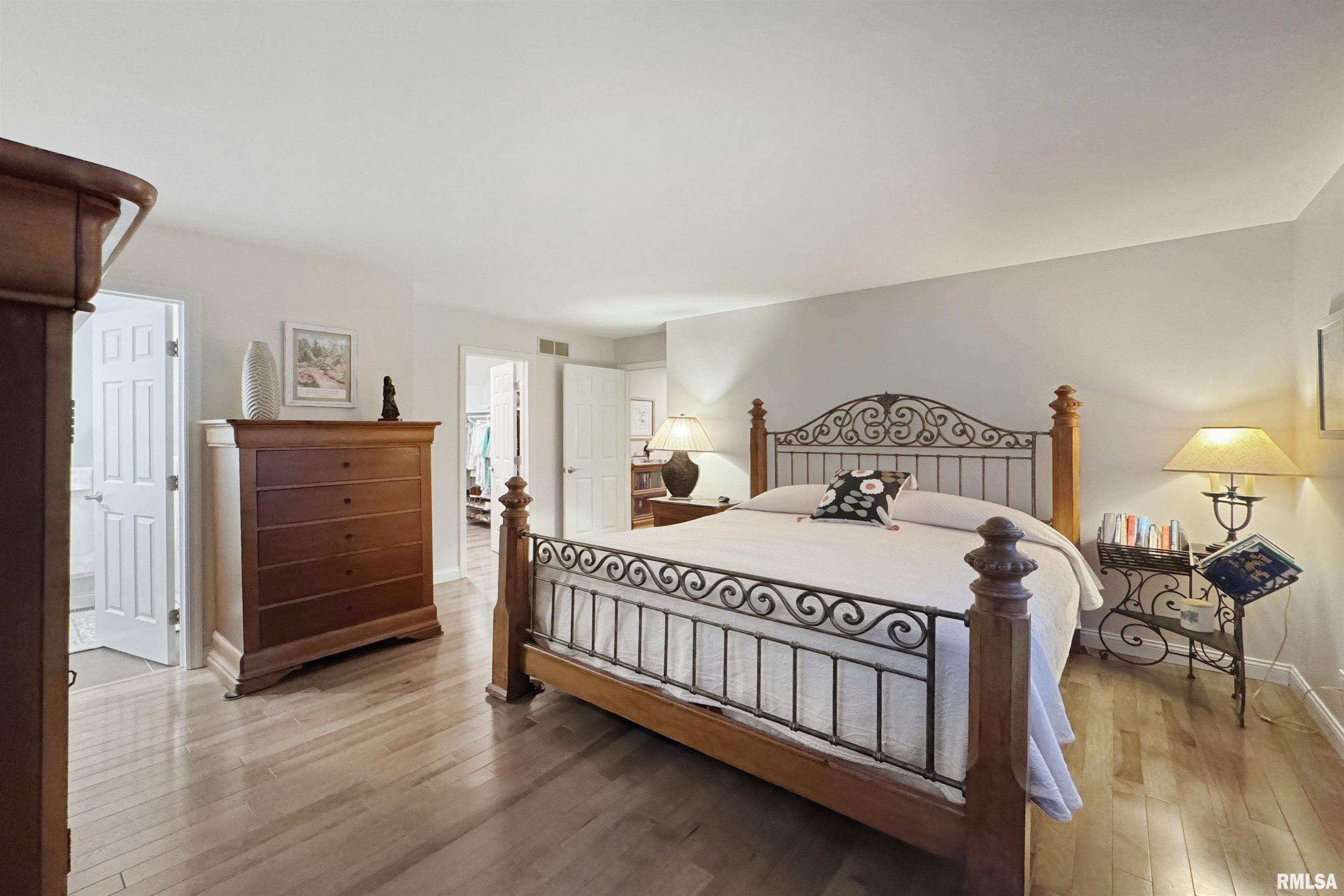 1102 Tottenham Court Washington, IL 61571 - Photo 25 of 46 Gallery Image 25