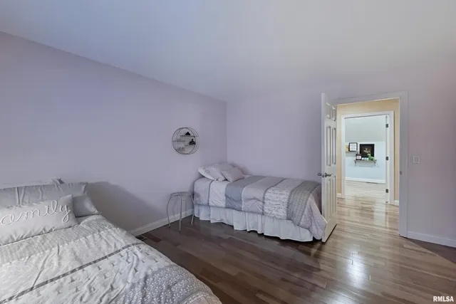 $475,000 | 1102 Tottenham Court, Washington, IL 61571