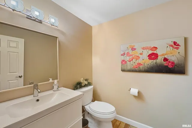 $475,000 | 1102 Tottenham Court, Washington, IL 61571