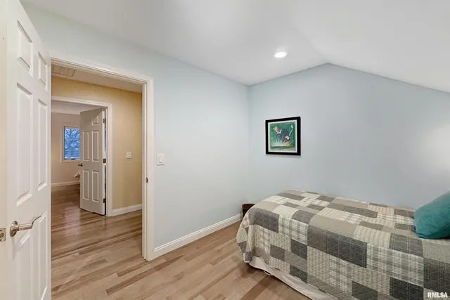 $475,000 | 1102 Tottenham Court, Washington, IL 61571