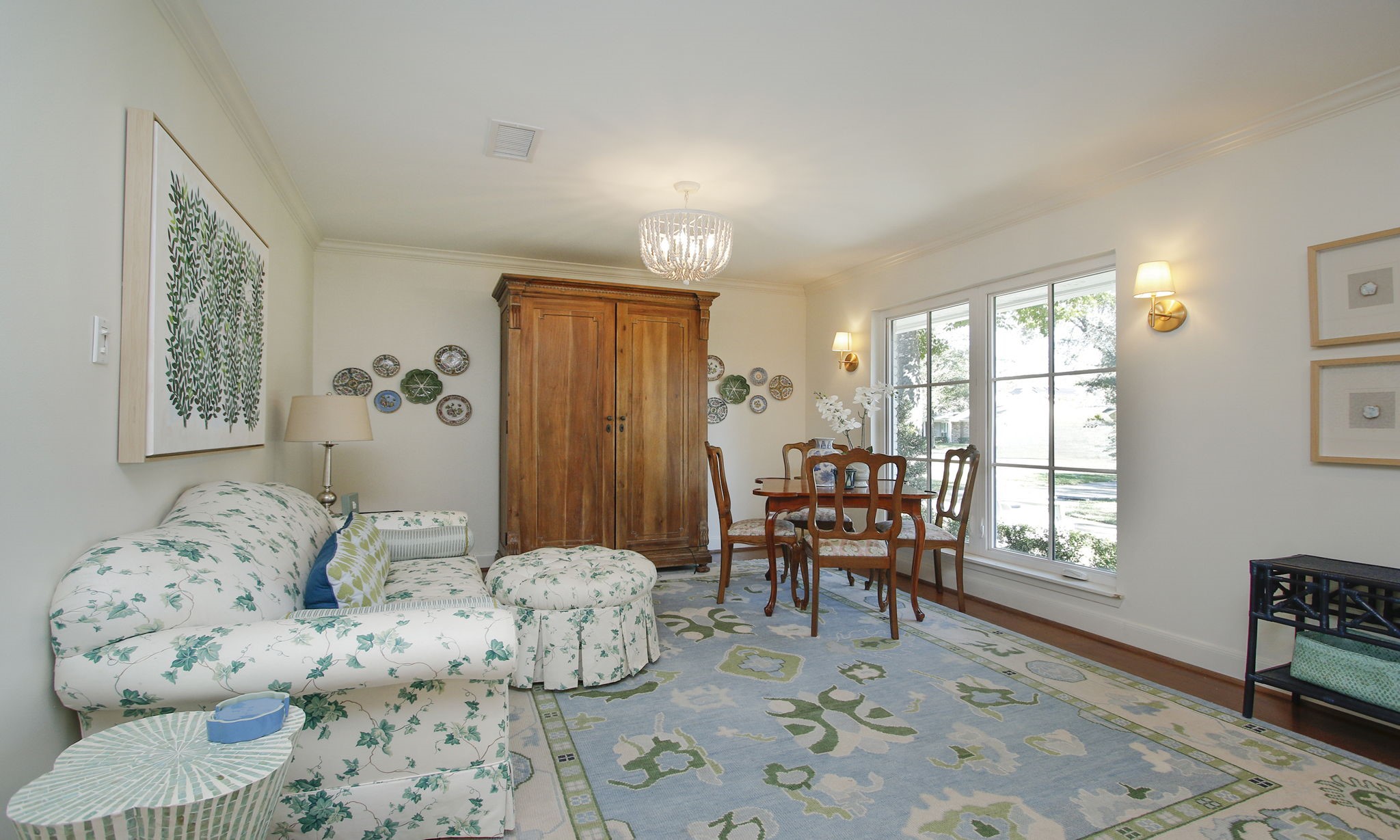 827 St George Lane Houston, TX 77079 - Photo 12 of 50