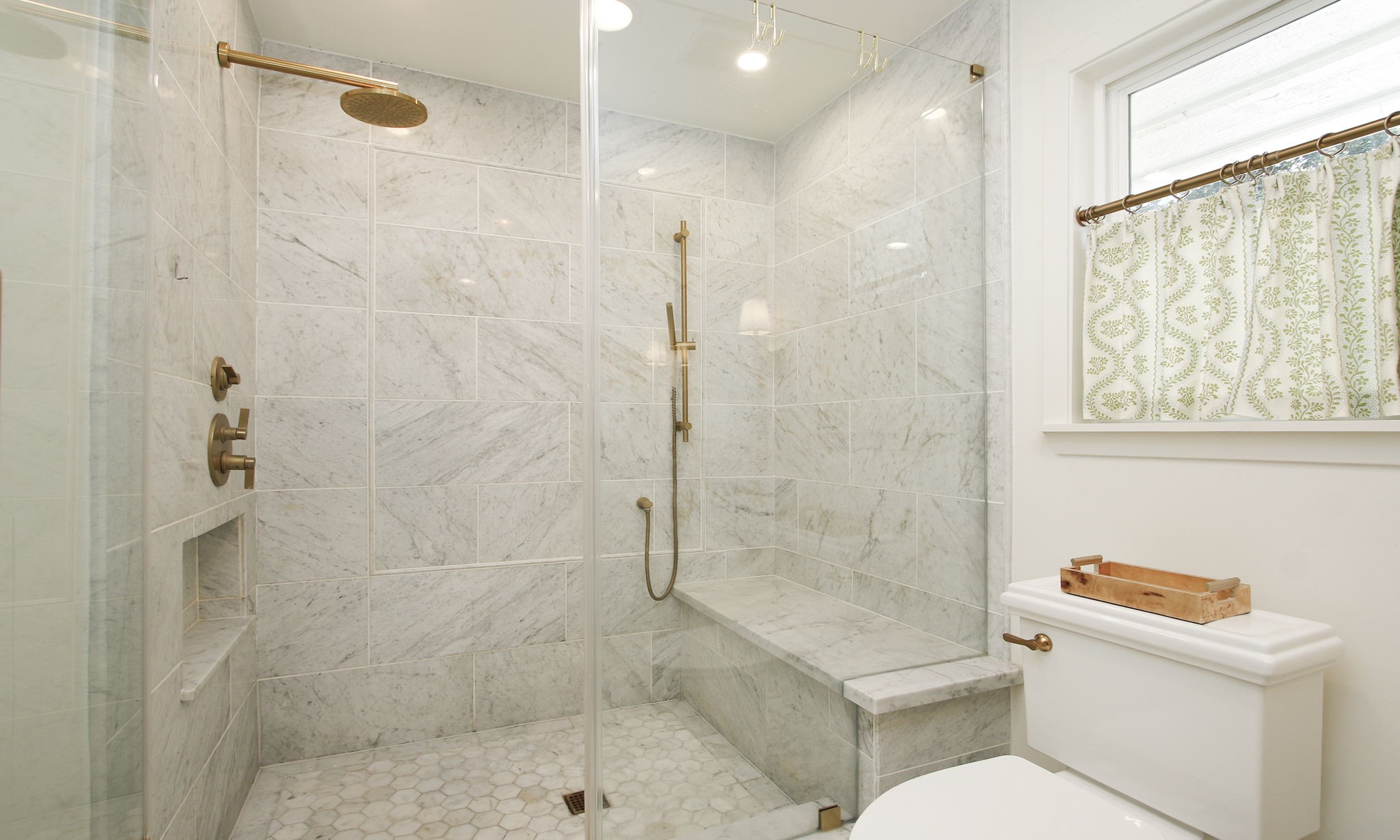 827 St George Lane Houston, TX 77079 - Photo 27 of 50