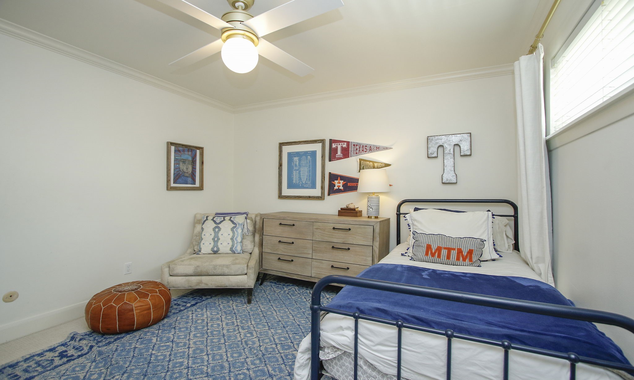 827 St George Lane Houston, TX 77079 - Photo 37 of 50