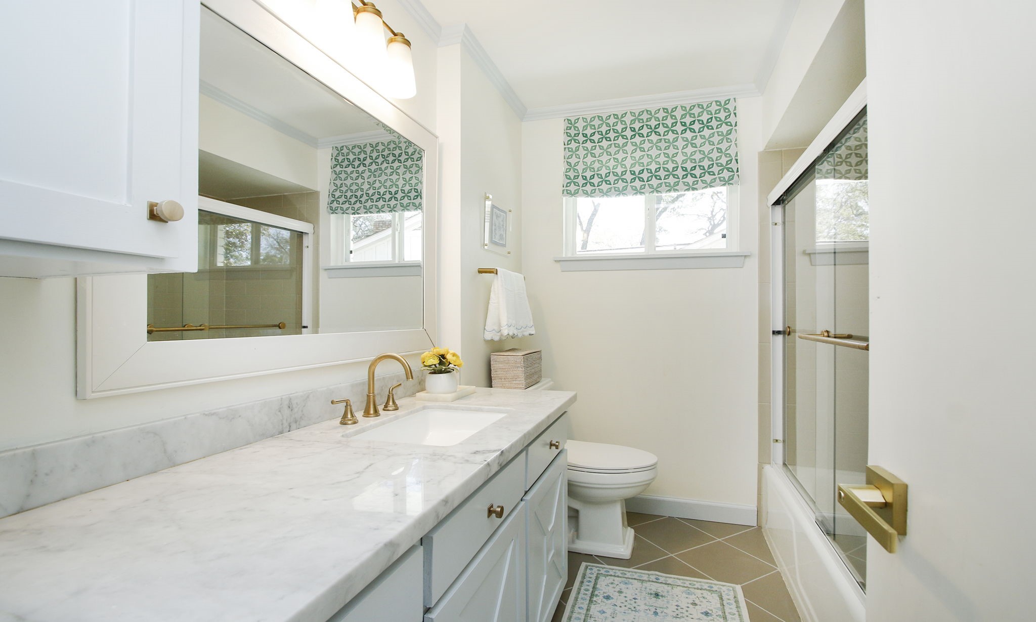 827 St George Lane Houston, TX 77079 - Photo 38 of 50