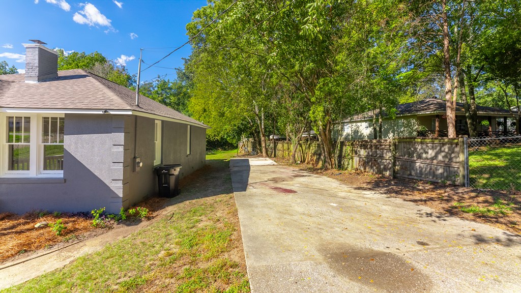 5729 Armour Road Columbus, GA 31909 - Photo 5 of 28 Gallery Image 5