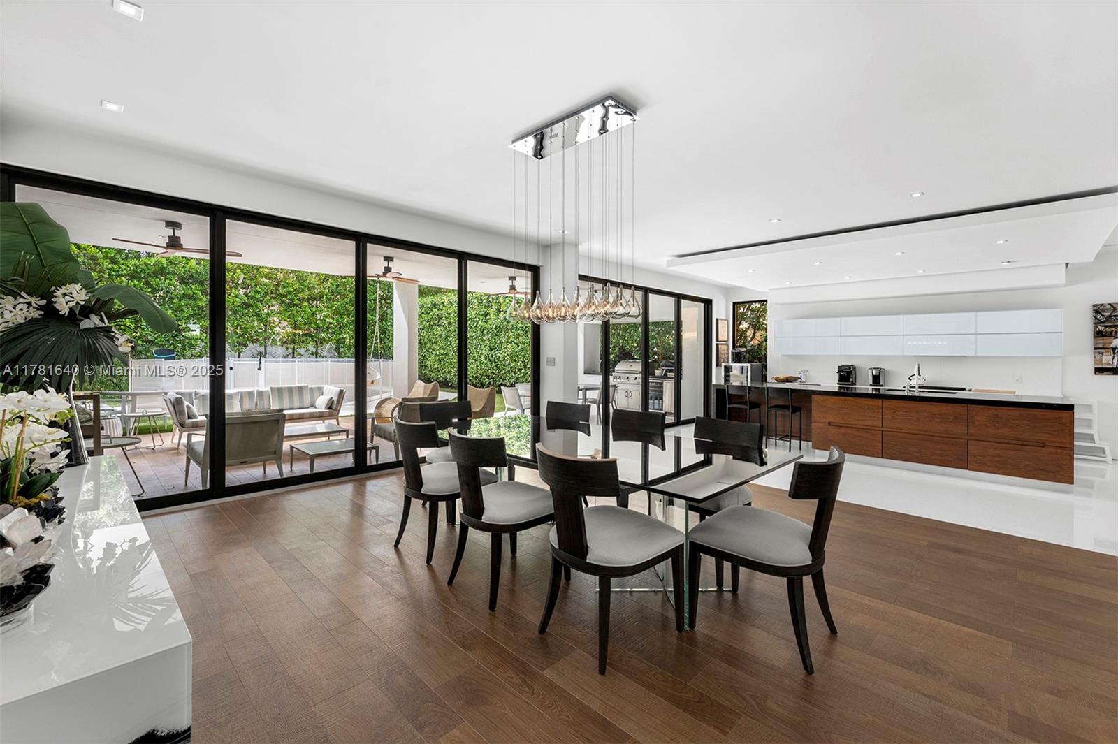 2031 South Miami Avenue Miami, FL 33129 - Photo 11 of 23