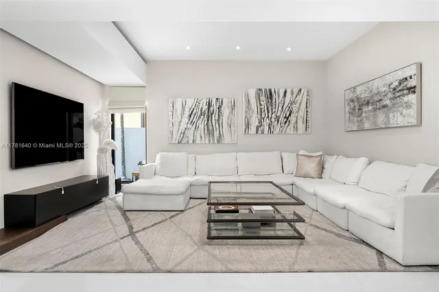 $4,750,000 | 2031 South Miami Avenue, Miami, FL 33129