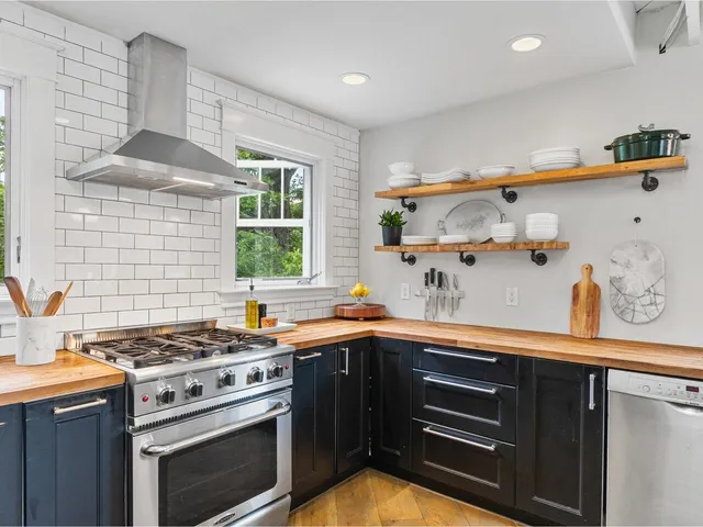 $745,000 | 29 Shelburne Street, Burlington, VT 05401