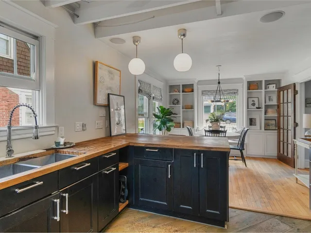 $745,000 | 29 Shelburne Street, Burlington, VT 05401