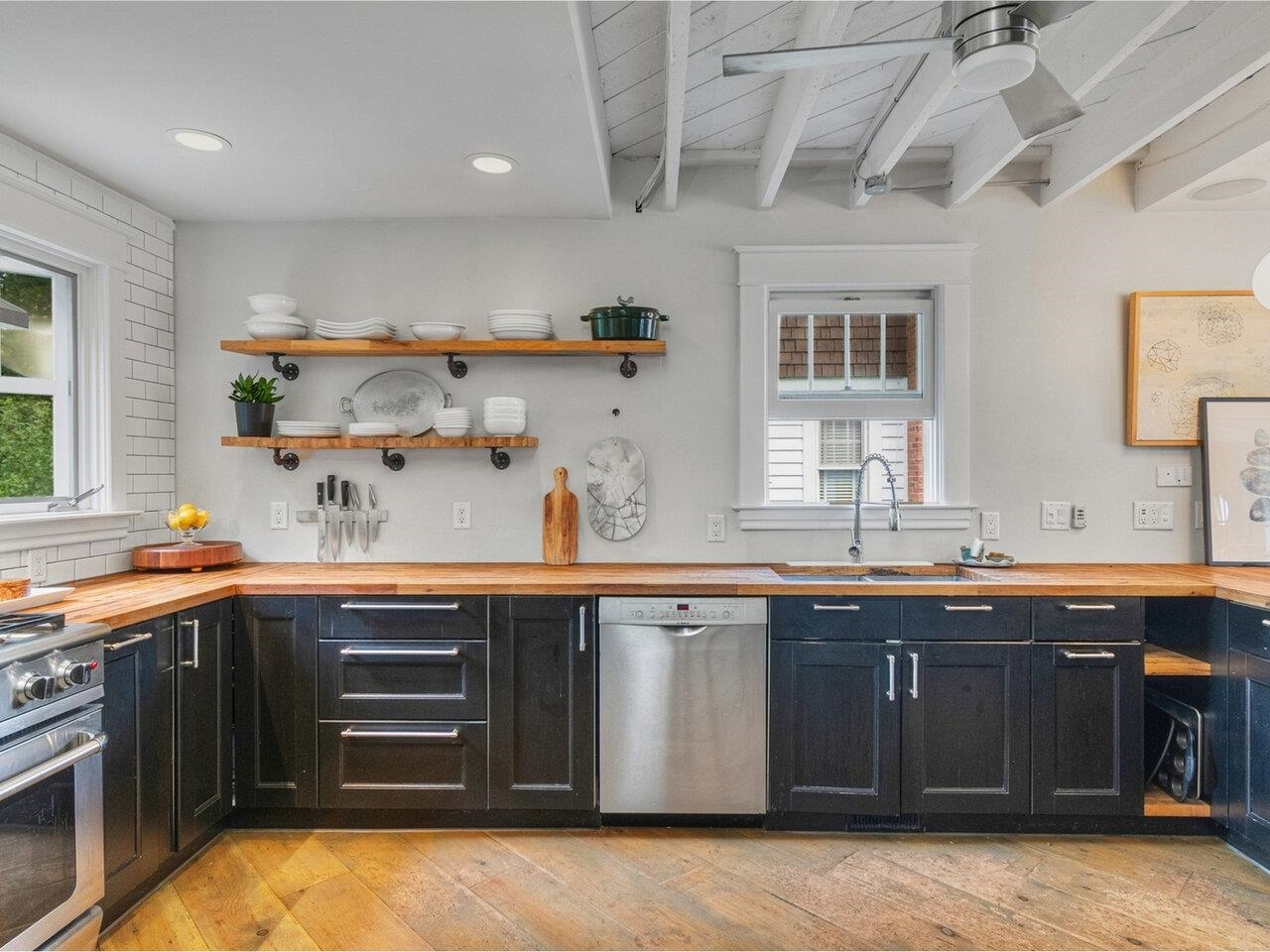 29 Shelburne Street Burlington, VT 05401 - Photo 16 of 58