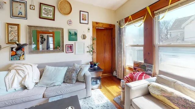 $3,650 | 40 Mozart Street, Unit 3, Boston, MA 02130