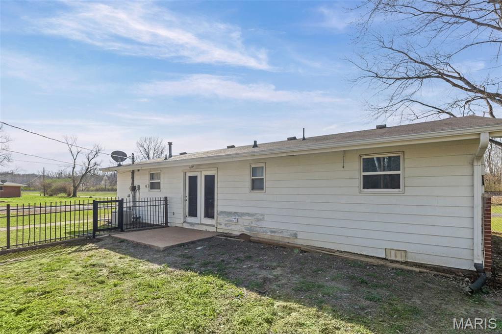 2800 Dutch Hollow Road Belleville, IL 62223 - Photo 9 of 27