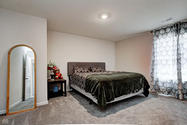 $429,000 | 230 Walker Drive, Whiteland, IN 46184