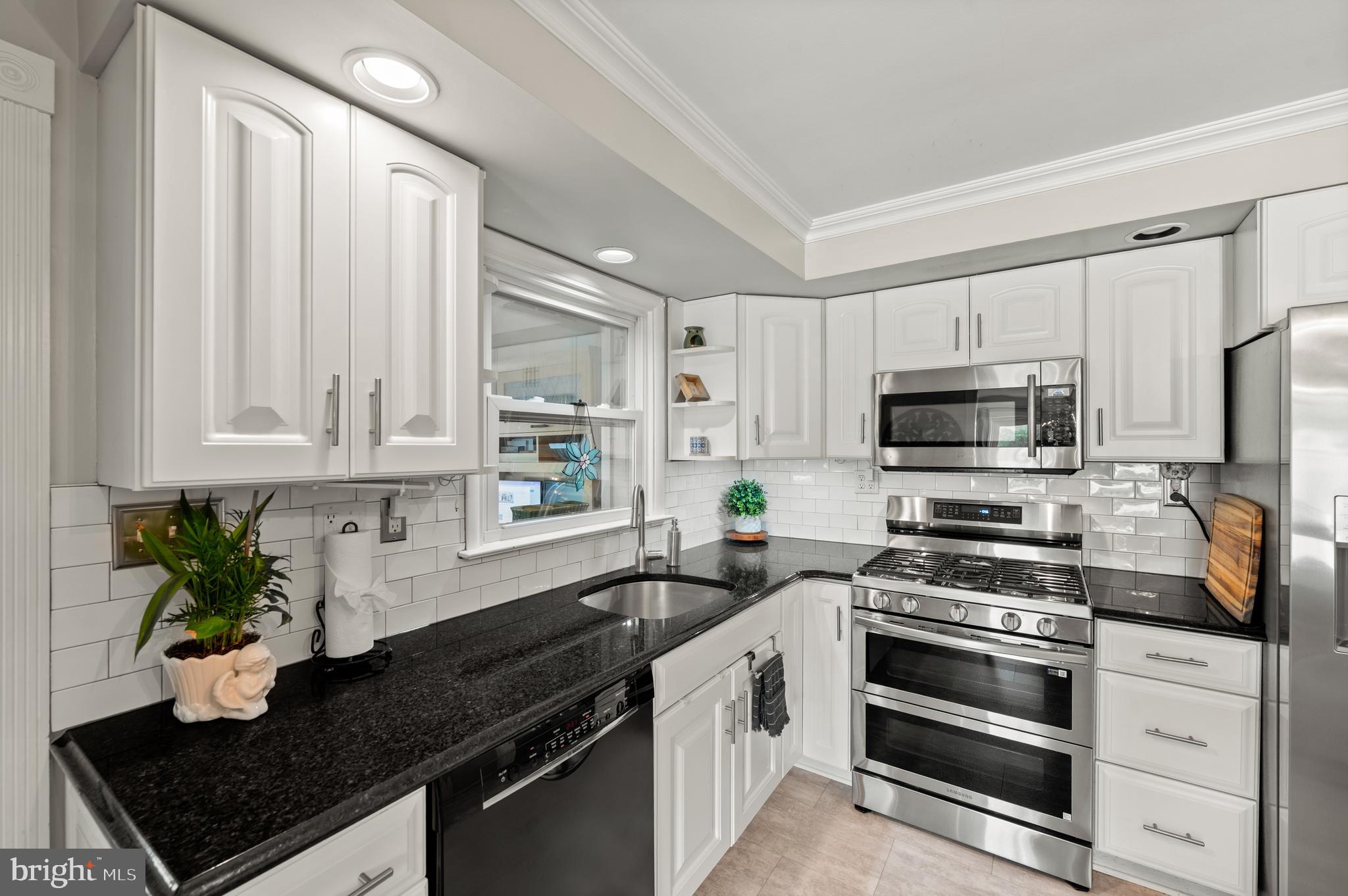 147 Deer Run Road Willow Grove, PA 19090 - Photo 14 of 58 Gallery Image 14