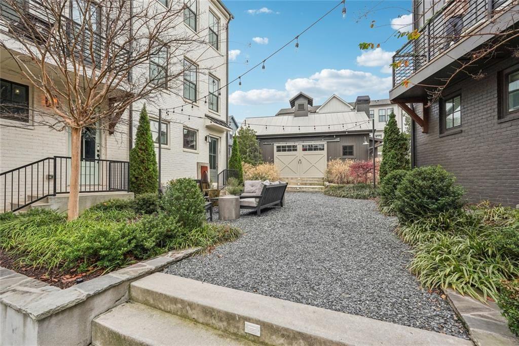 193 Chestnut Circle, Unit 38 Atlanta, GA 30342 - Photo 15 of 57