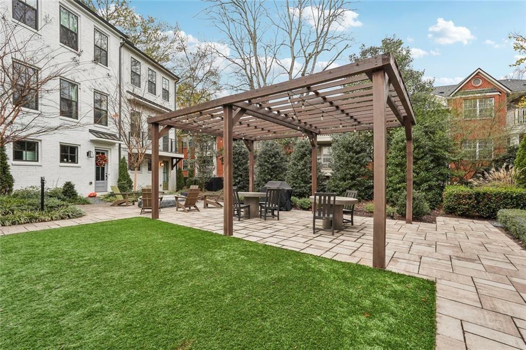 193 Chestnut Circle, Unit 38 Atlanta, GA 30342 - Photo 16 of 57