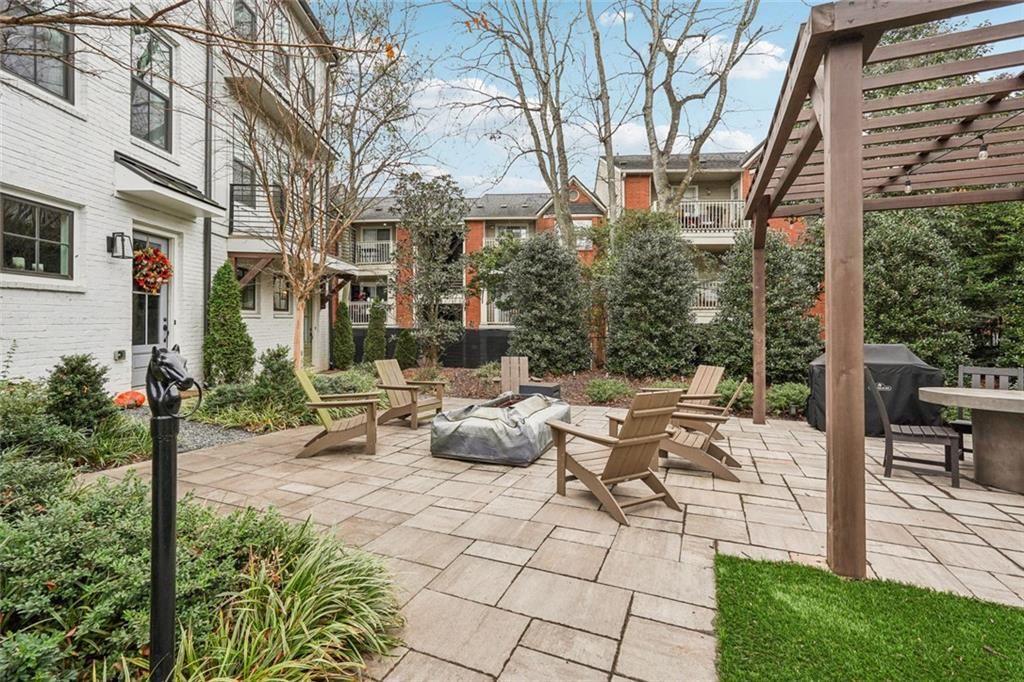 193 Chestnut Circle, Unit 38 Atlanta, GA 30342 - Photo 17 of 57