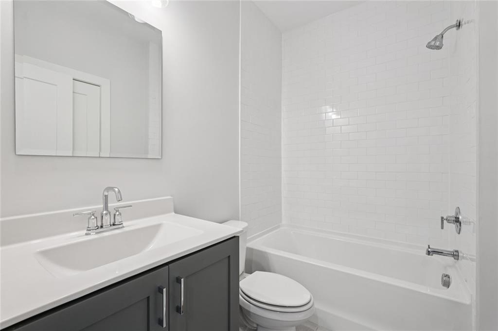 193 Chestnut Circle, Unit 38 Atlanta, GA 30342 - Photo 31 of 57