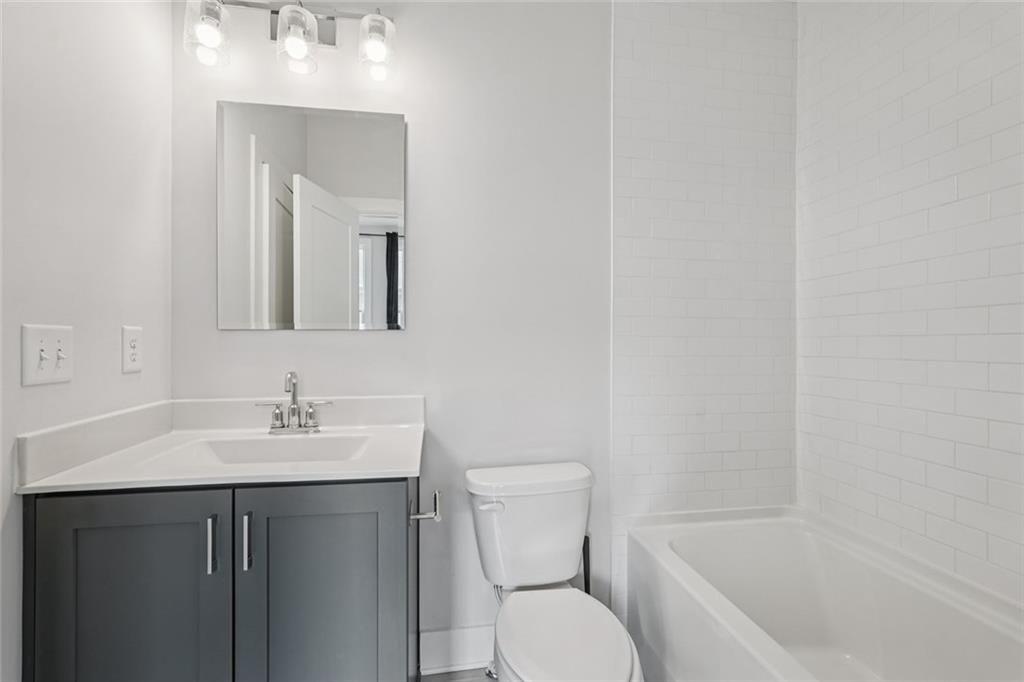 193 Chestnut Circle, Unit 38 Atlanta, GA 30342 - Photo 32 of 57