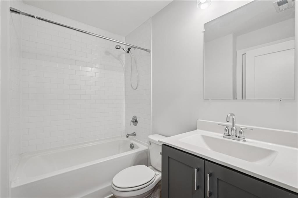 193 Chestnut Circle, Unit 38 Atlanta, GA 30342 - Photo 37 of 57