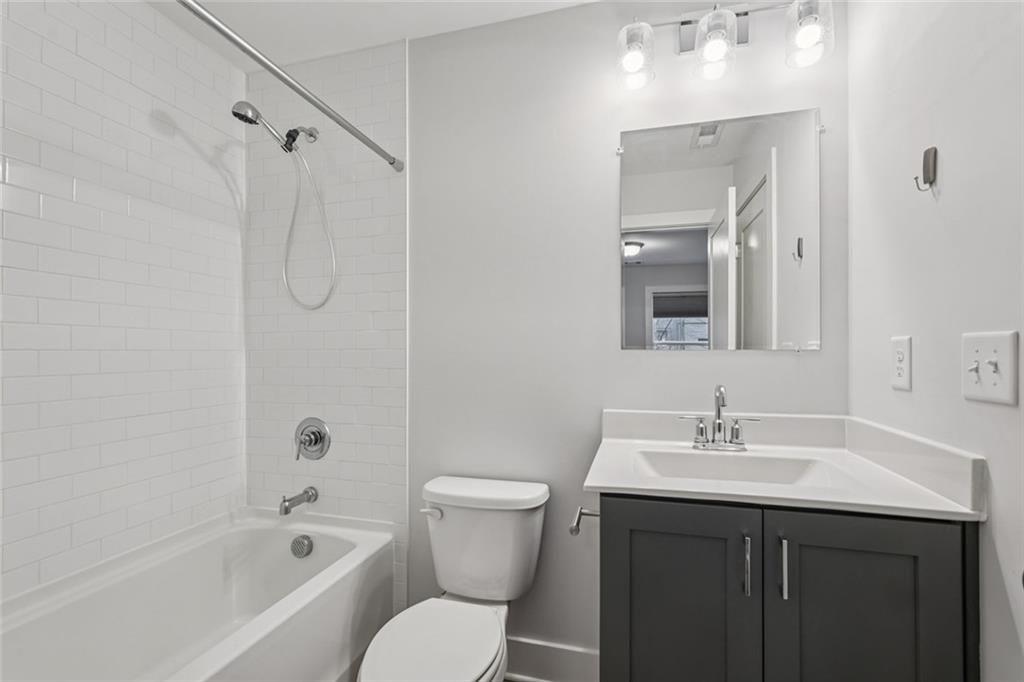 193 Chestnut Circle, Unit 38 Atlanta, GA 30342 - Photo 38 of 57