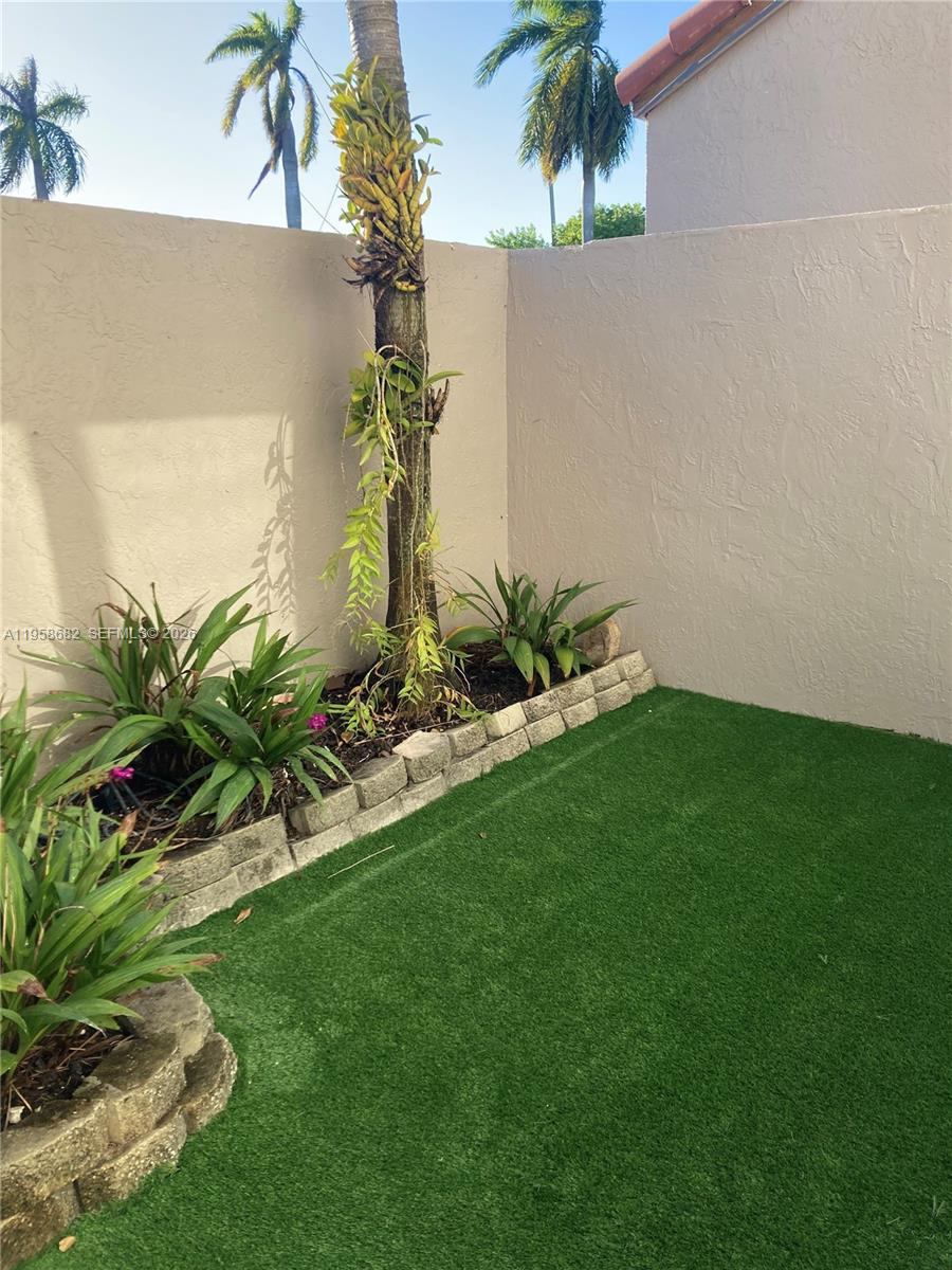 12907 Southwest 64th Lane Miami, FL 33183 - Photo 23 of 28 INTERIOR PATIO