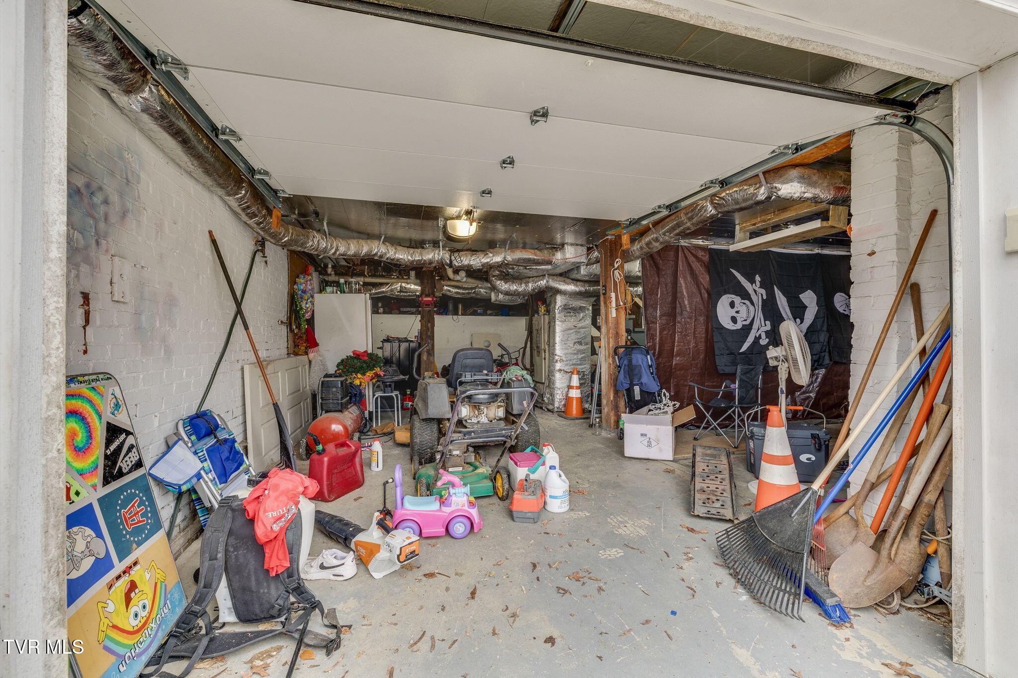 205 South Rogen Road Rogersville, TN 37857 - Photo 28 of 40 028