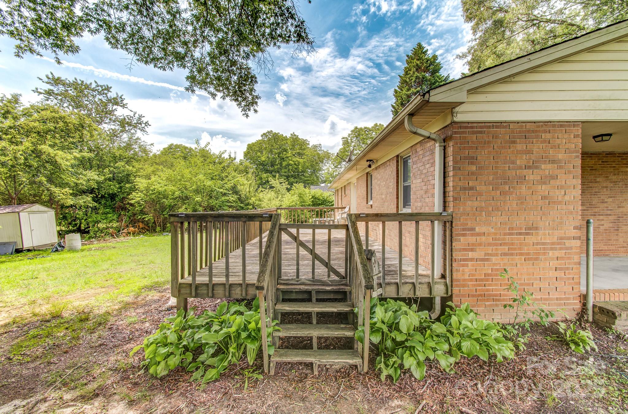 617 Oak Grove Road Kings Mountain, NC 28086 - Photo 27 of 32 a view of a backyard