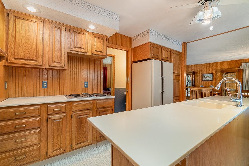 632 Ridge Road Harrison, MI 48625 - Photo 8 of 51