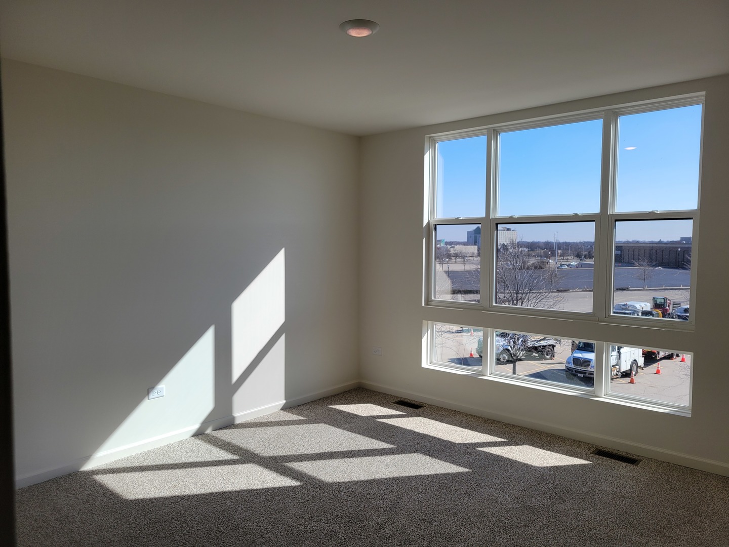 329 Summit Circle Lombard, IL 60148 - Photo 8 of 46