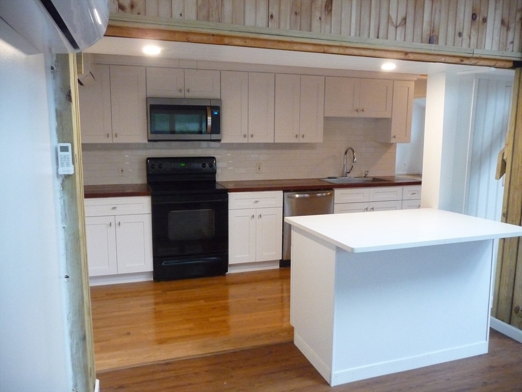 58 Upland Road Natick, MA 01760 - Photo 3 of 12