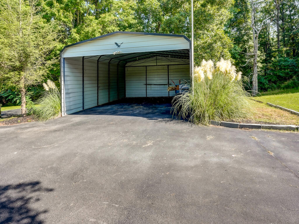 126 Ed King Road Jonesborough, TN 37659 - Photo 9 of 57 126 Ed King Rd MLS009