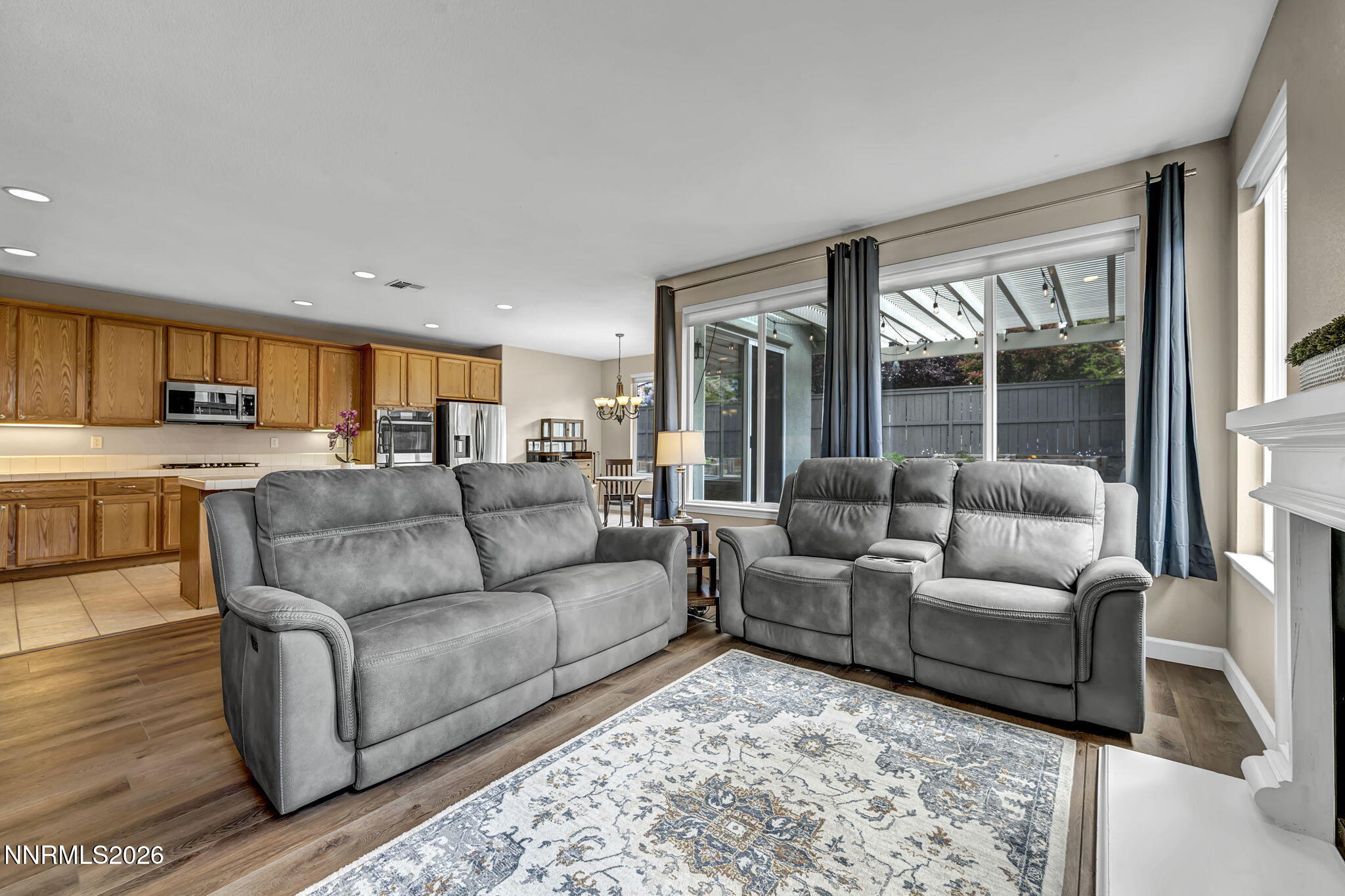 14010 Welsh Mountain Court Reno, NV 89521 - Photo 12 of 36 24-web-or-mls-14010-welsh-mountain-ct