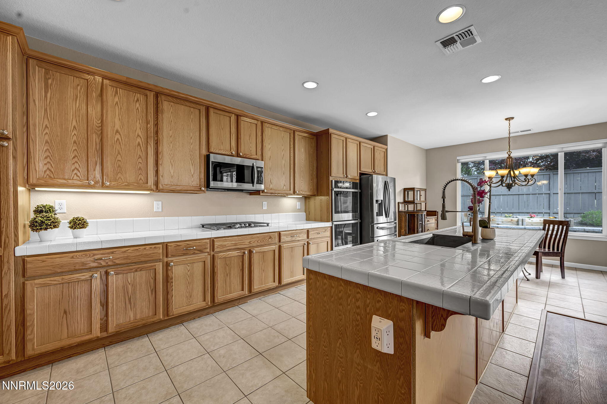 14010 Welsh Mountain Court Reno, NV 89521 - Photo 4 of 36 36-web-or-mls-14010-welsh-mountain-ct