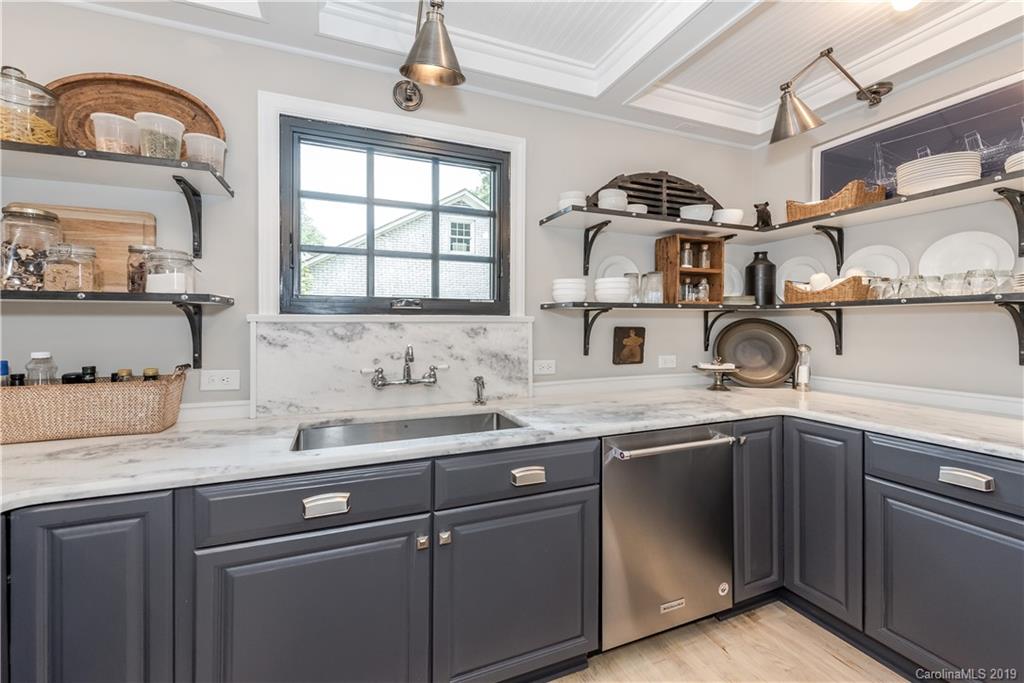 735 Lansdowne Road Charlotte, NC 28270 - Photo 17 of 45