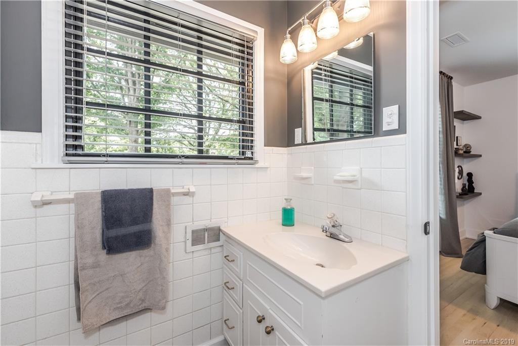 735 Lansdowne Road Charlotte, NC 28270 - Photo 29 of 45