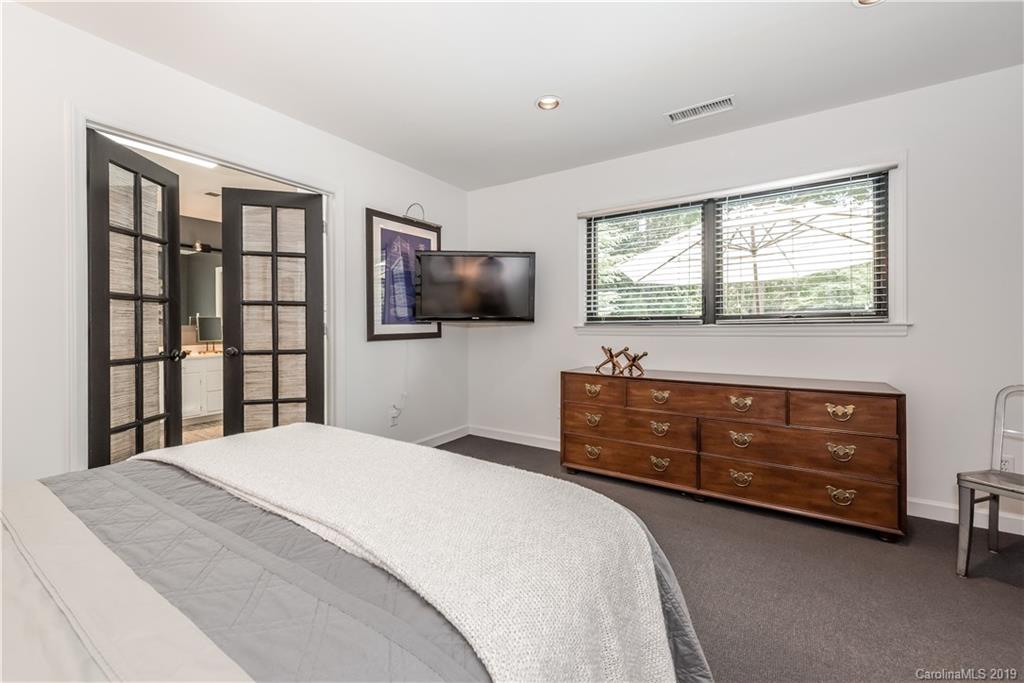 735 Lansdowne Road Charlotte, NC 28270 - Photo 36 of 45