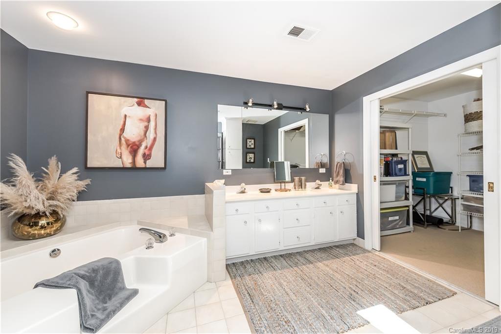 735 Lansdowne Road Charlotte, NC 28270 - Photo 38 of 45